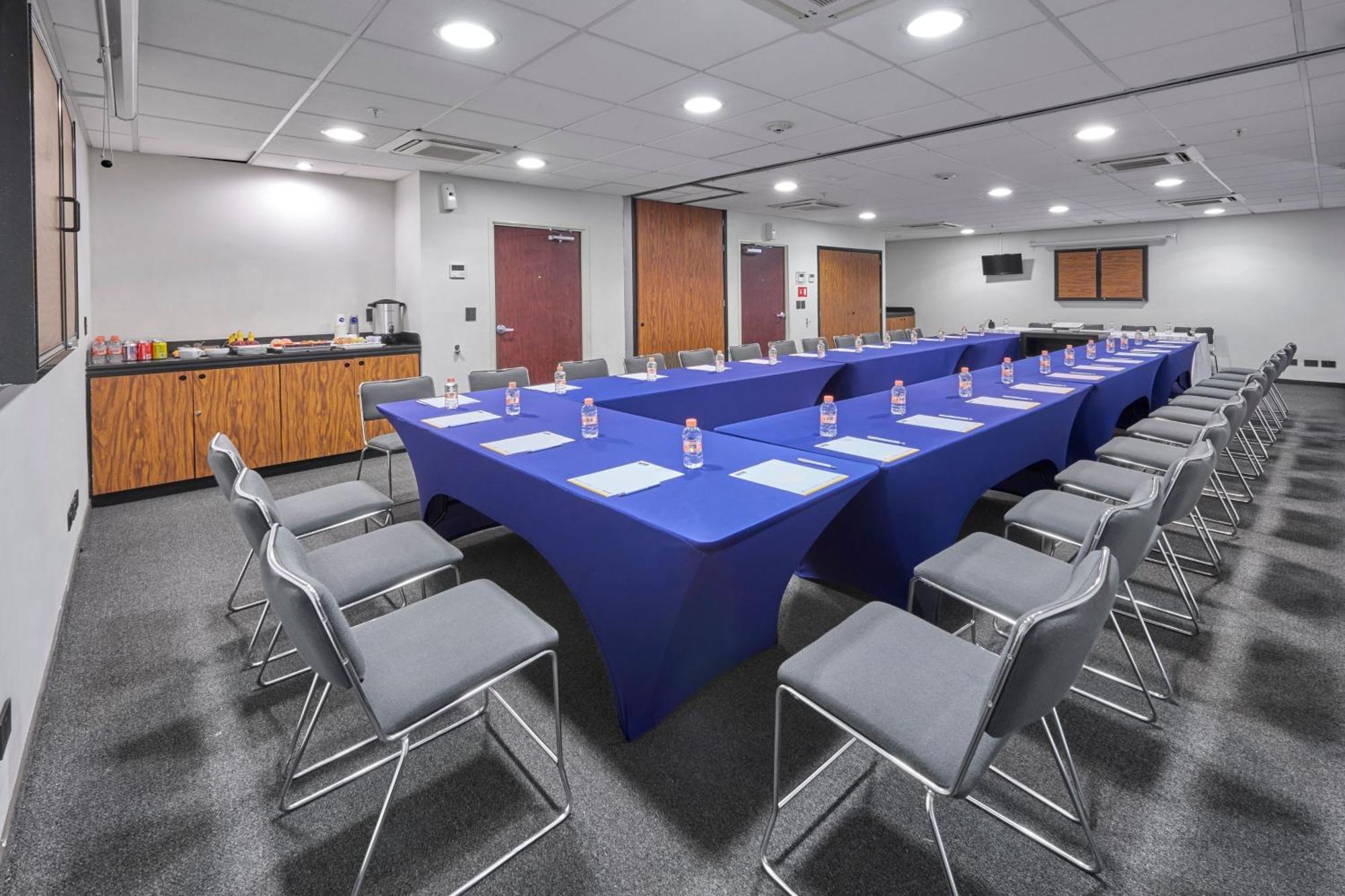 City Express By Marriott Queretaro Jurica المظهر الخارجي الصورة
