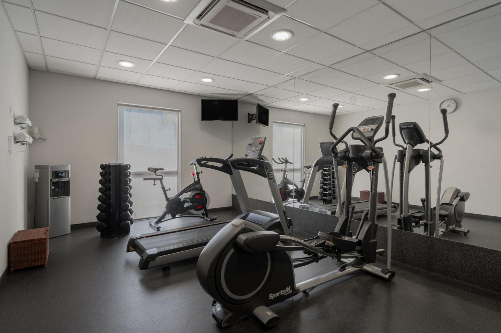 City Express By Marriott Queretaro Jurica المظهر الخارجي الصورة