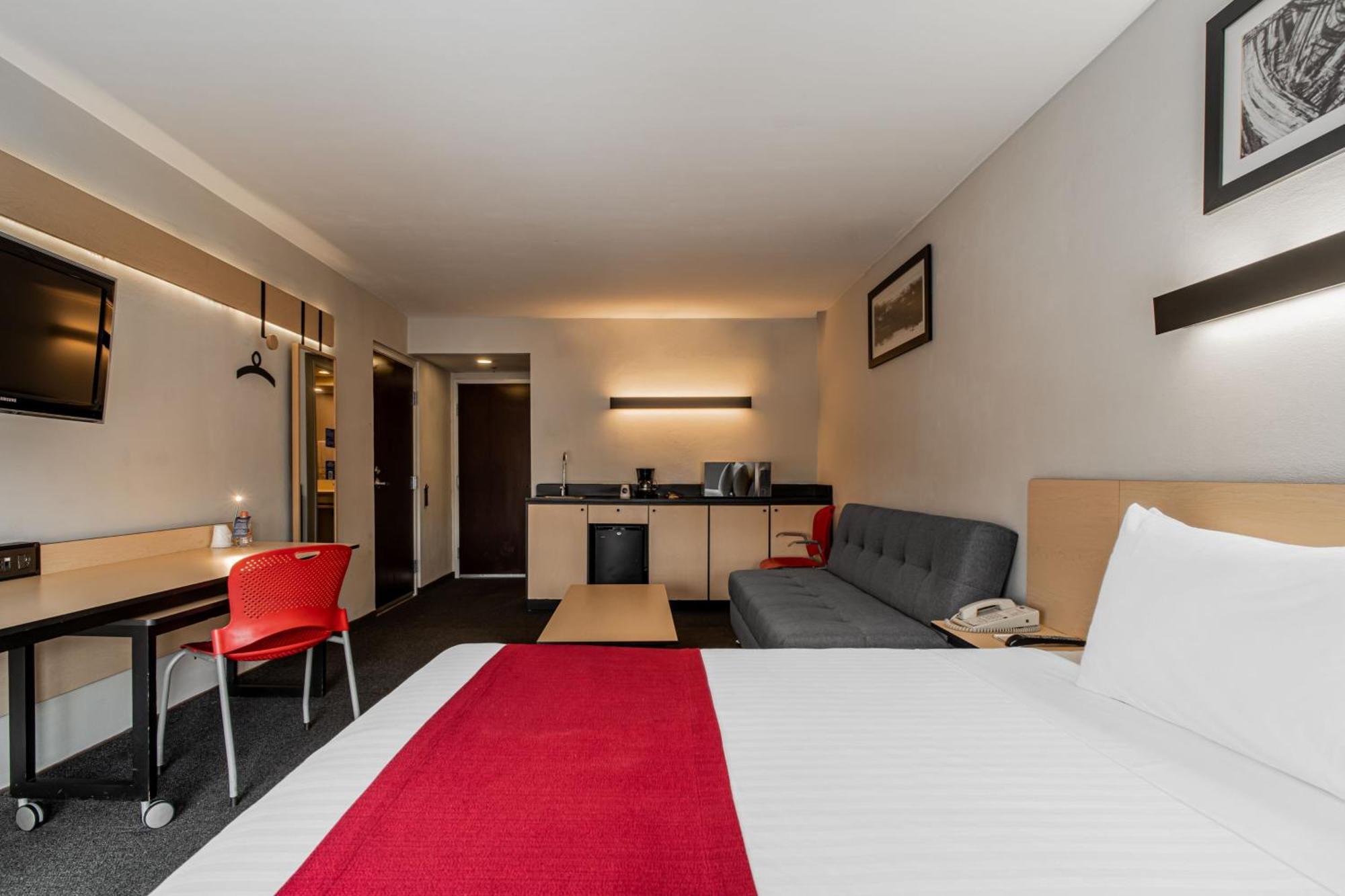 City Express By Marriott Queretaro Jurica المظهر الخارجي الصورة